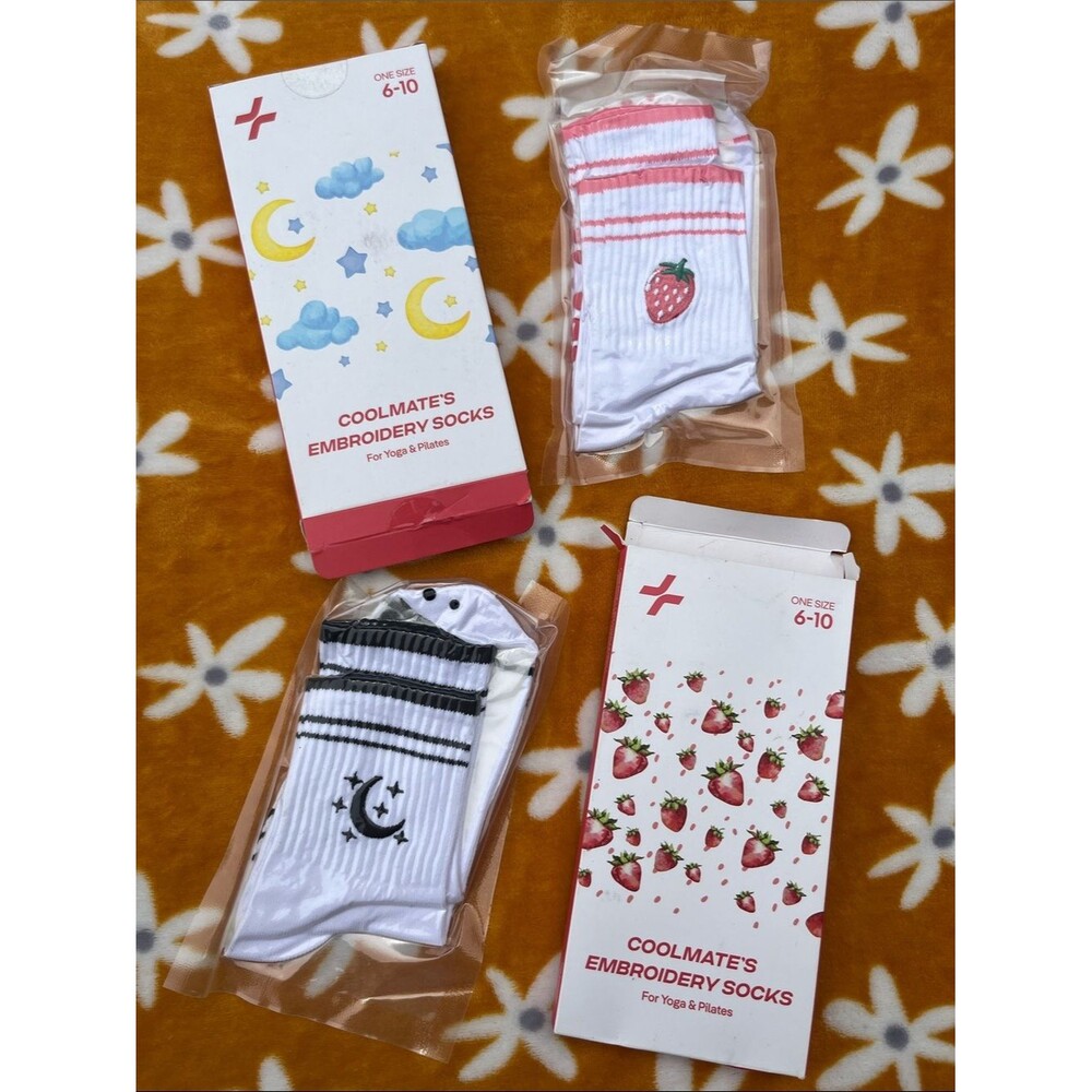 2x NEW Pairs of Embroidery Crew Yoga Socks Strawberry Moon Icon Pilates Socks